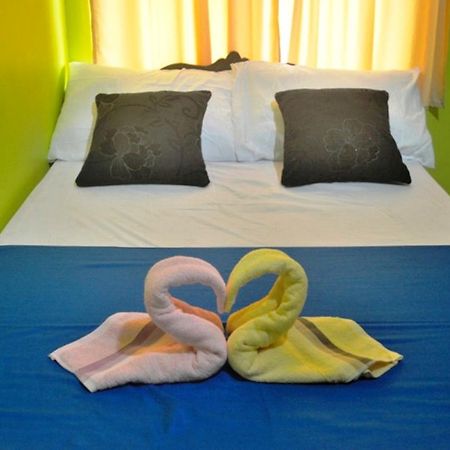 Amelia Homestay Puerto Princesa Eksteriør billede