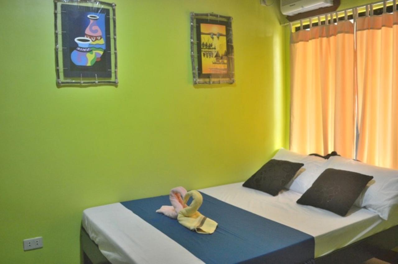 Amelia Homestay Puerto Princesa Eksteriør billede